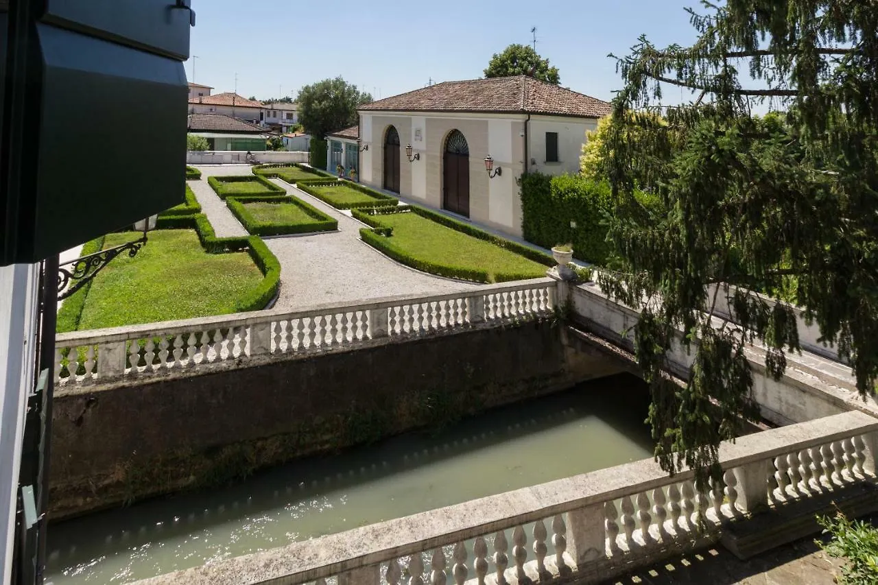 Apartment Villa Volpi Mogliano Veneto Italy
